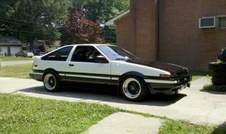 丰田ae86多少钱一辆 丰田ae86多少钱一辆